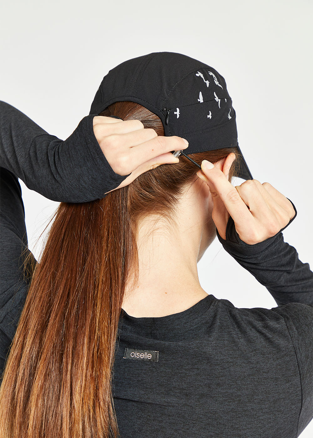 BlackFoldable Roga Running Cap in Black, rear toggle closure view
